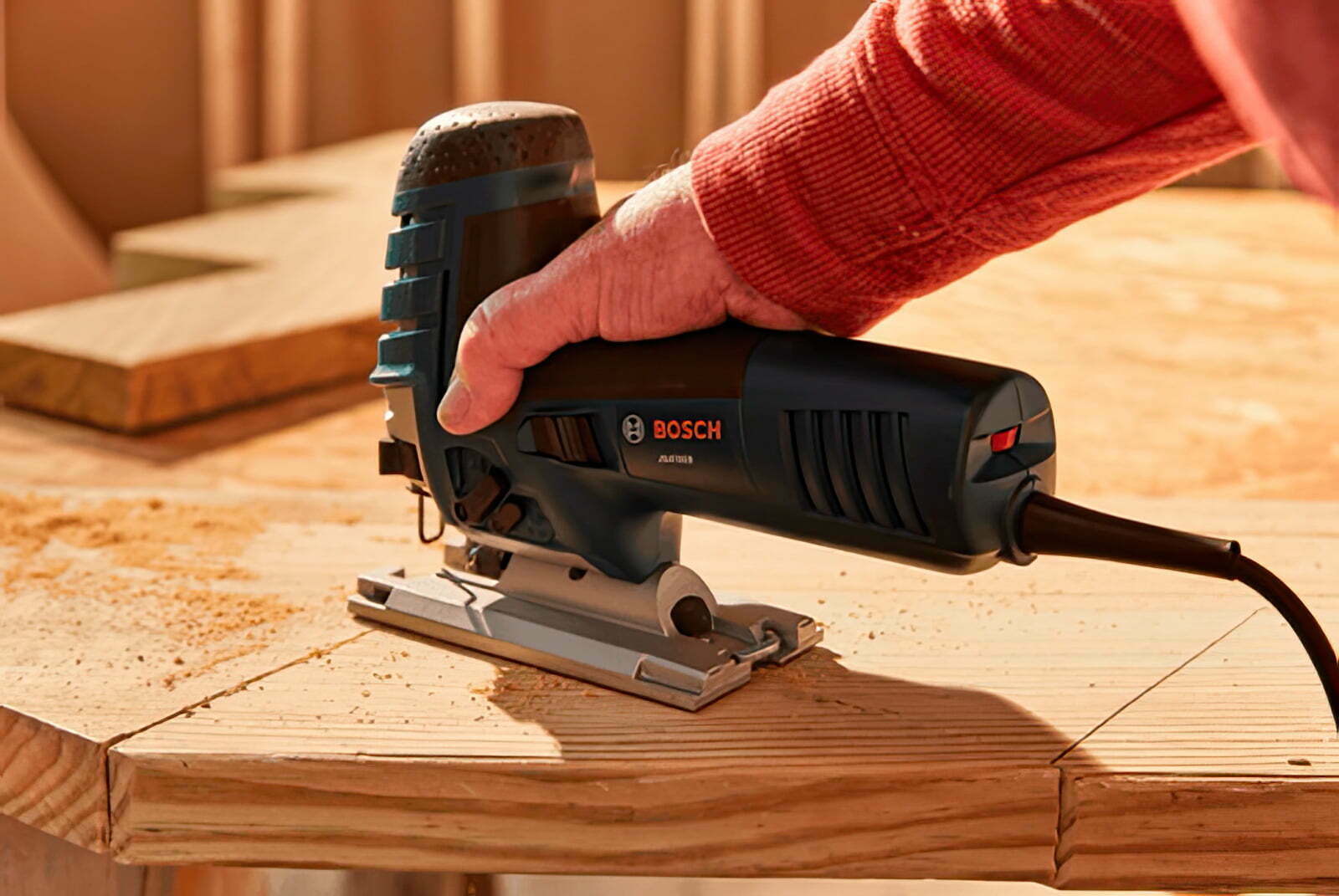 Bosch JS470EB at work